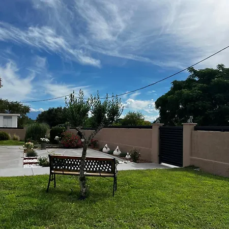 Apartman Marta Zára