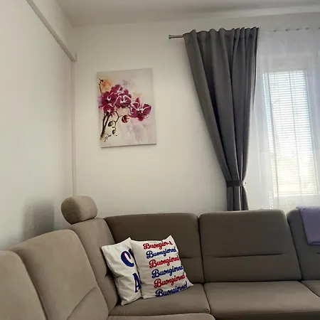 Marta Apartman *